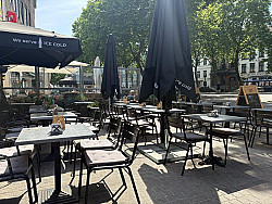 Antwerpen - Goed draaiend café in het centrum van de stad