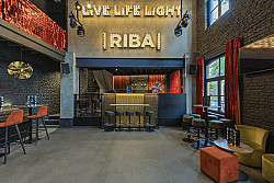 Ieper - Overname stijlvolle bar met veel mogelijkheden voor spotprijs in historisch centrum